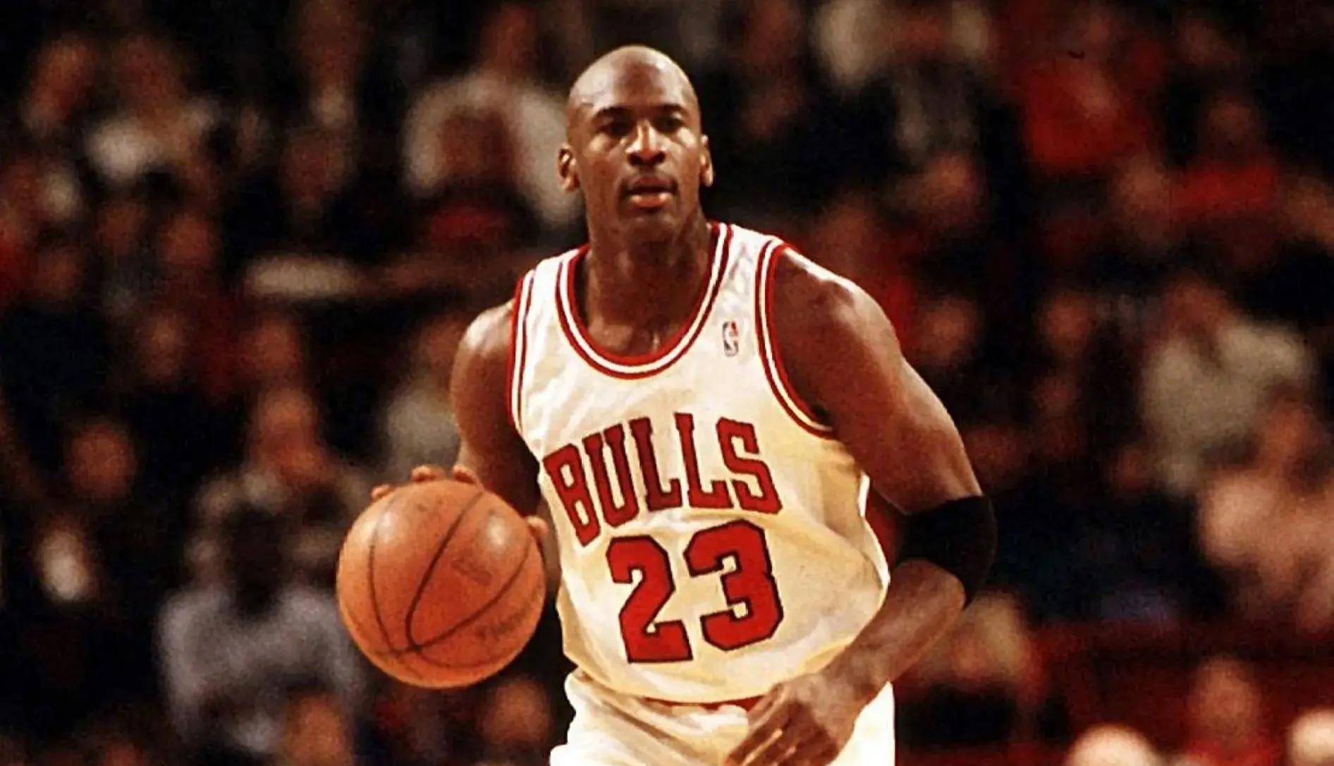 爬电线杆比 爬电线杆比