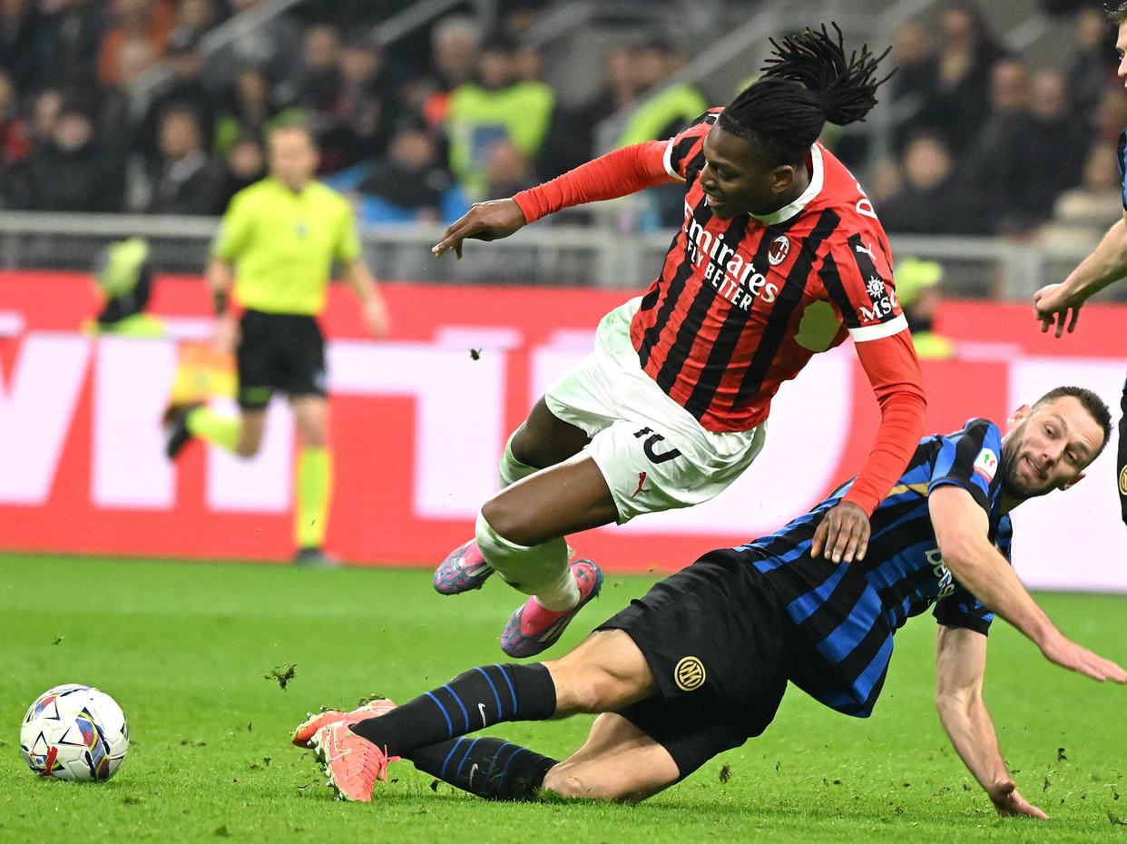 展示力量与 展示力量与