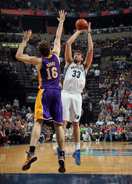 中争夺前列 中争夺前列