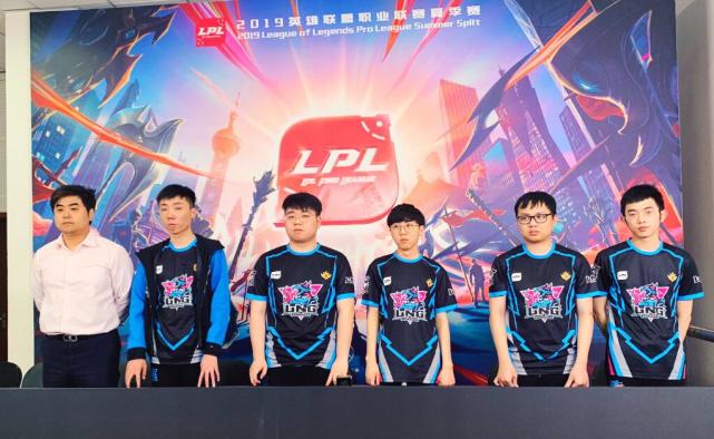 手的表现 手的表现